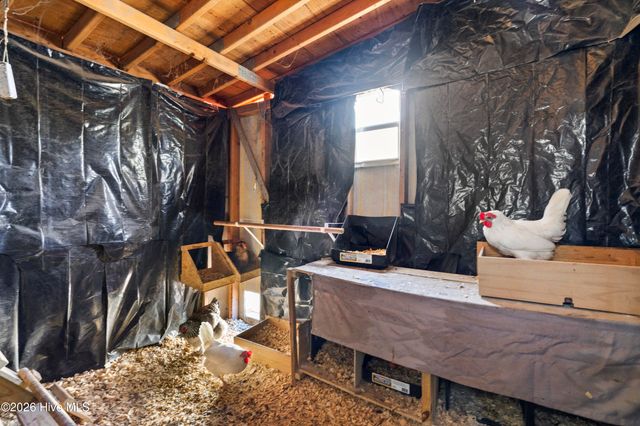 552 Tar Landing Road, Holly Ridge, NC 28445