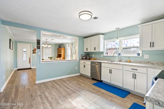 552 Tar Landing Road, Holly Ridge, NC 28445