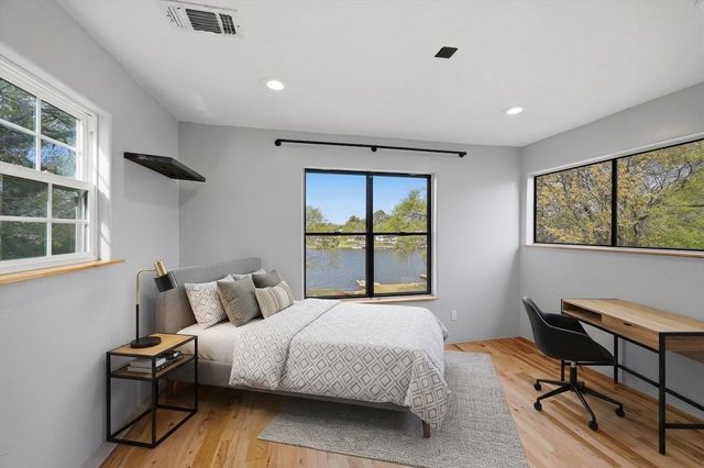 1334 Kiowa Drive E, Gainesville, TX 76240