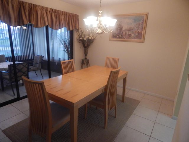 6229 Lakemont Circle, Greenacres, FL 33463