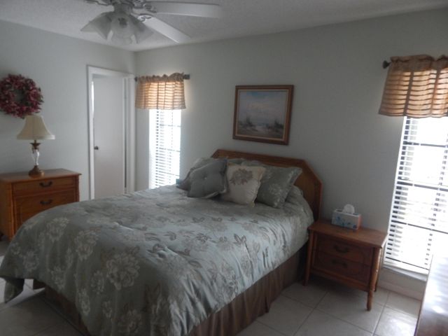 6229 Lakemont Circle, Greenacres, FL 33463