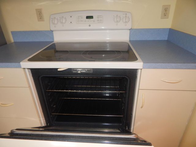 6229 Lakemont Circle, Greenacres, FL 33463