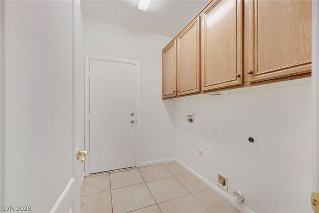903 Golden Poppy Street, Las Vegas, NV 89110