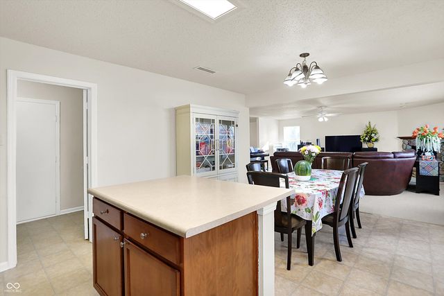 14733 Drayton Drive, Noblesville, IN 46062