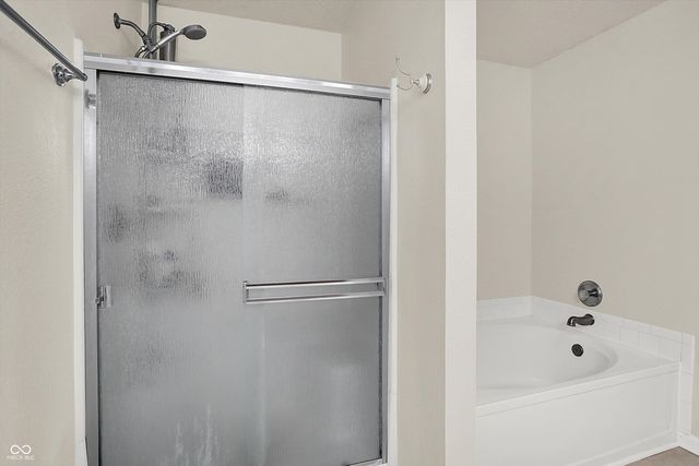 14733 Drayton Drive, Noblesville, IN 46062