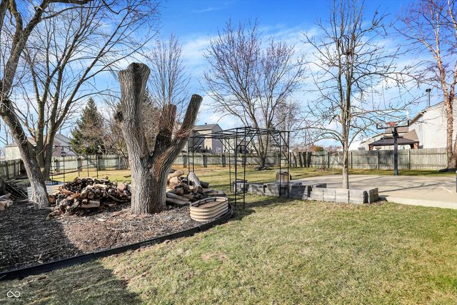 14733 Drayton Drive, Noblesville, IN 46062