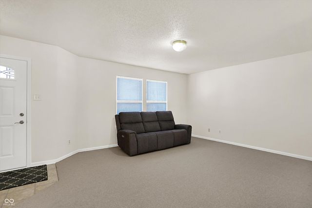 14733 Drayton Drive, Noblesville, IN 46062