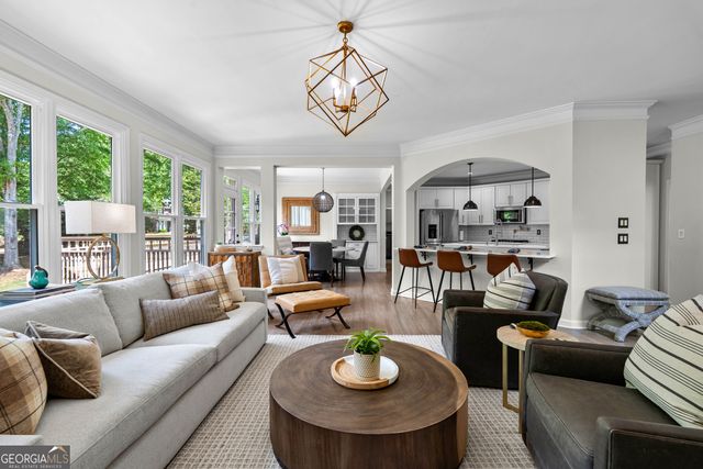 105 Woodleigh Drive, Fayetteville, GA 30215