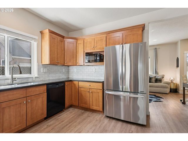 6148 Se DUKE St, Portland, OR 97206