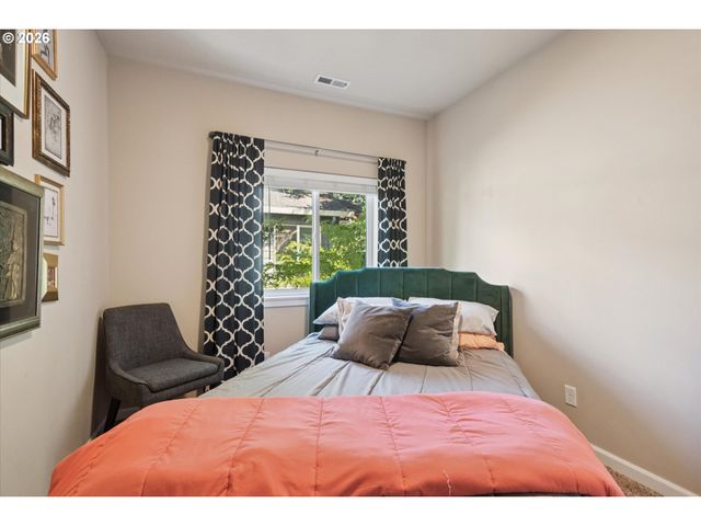 6148 Se DUKE St, Portland, OR 97206