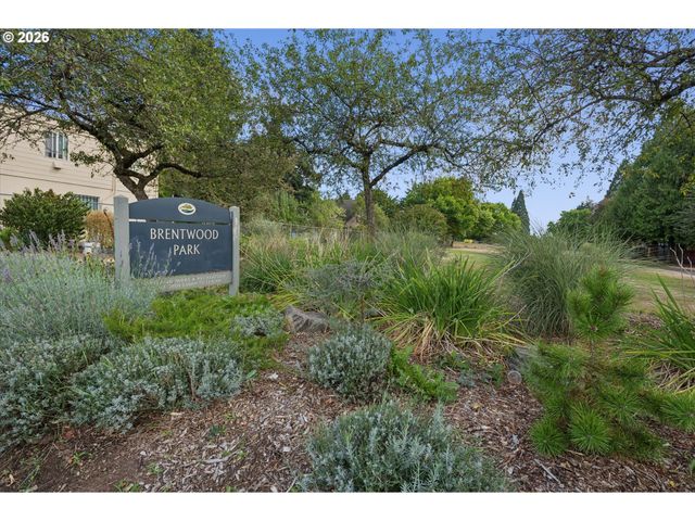 6148 Se DUKE St, Portland, OR 97206