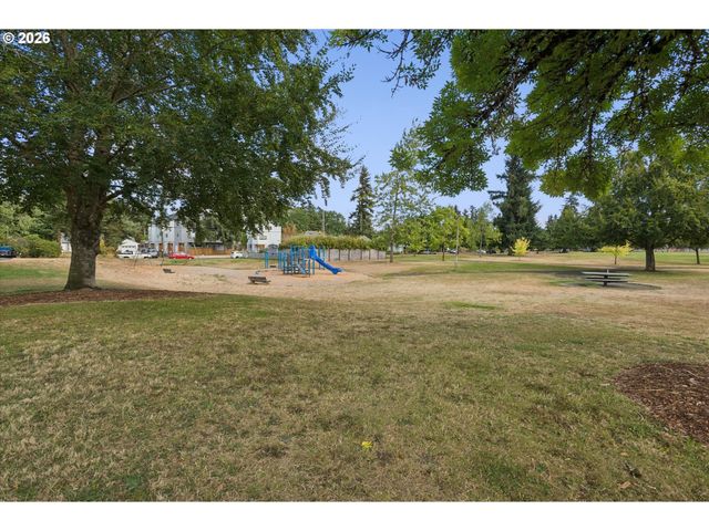 6148 Se DUKE St, Portland, OR 97206