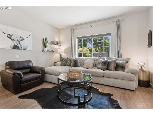 6148 Se DUKE St, Portland, OR 97206