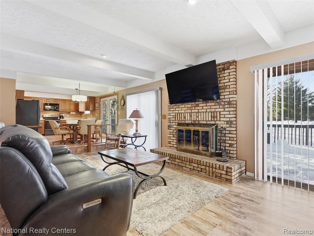 5470 Jamestown Road, Utica, MI 48317