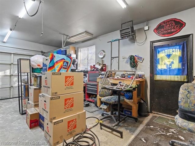 5470 Jamestown Road, Utica, MI 48317