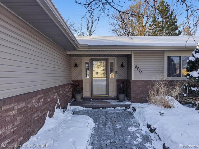 5470 Jamestown Road, Utica, MI 48317