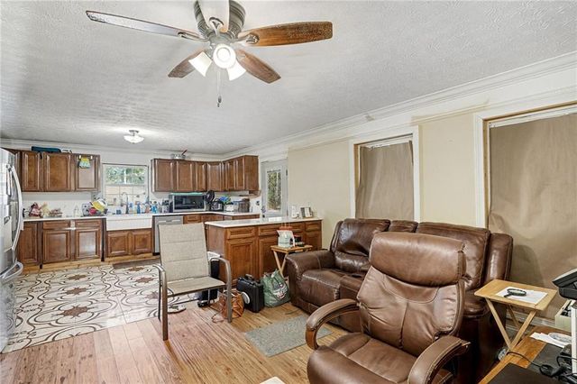 1473 Highway 41 S, Barnesville, GA 30204