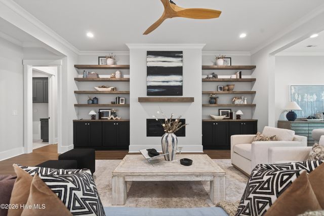 8312 Vintage Club Circle, Wilmington, NC 28411