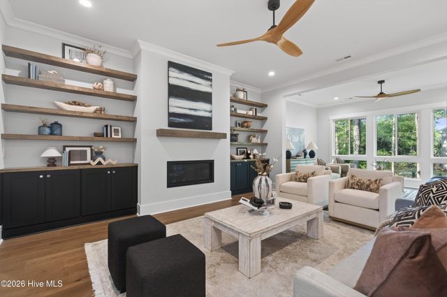 8312 Vintage Club Circle, Wilmington, NC 28411