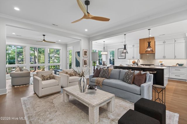8312 Vintage Club Circle, Wilmington, NC 28411