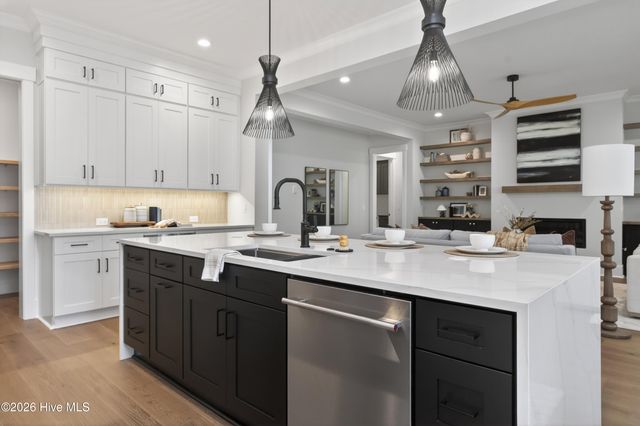 8312 Vintage Club Circle, Wilmington, NC 28411