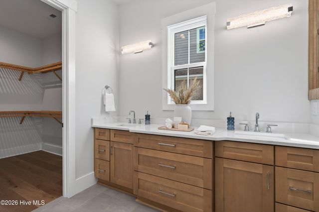 8312 Vintage Club Circle, Wilmington, NC 28411
