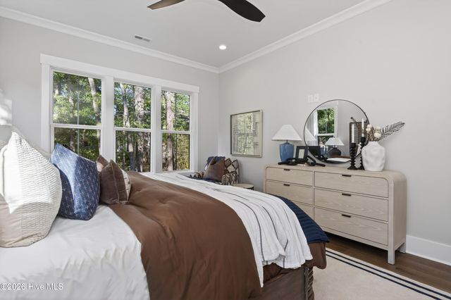 8312 Vintage Club Circle, Wilmington, NC 28411