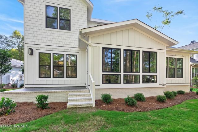 8312 Vintage Club Circle, Wilmington, NC 28411