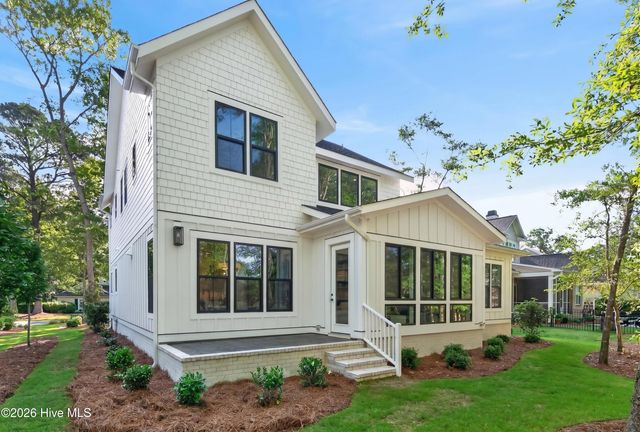 8312 Vintage Club Circle, Wilmington, NC 28411