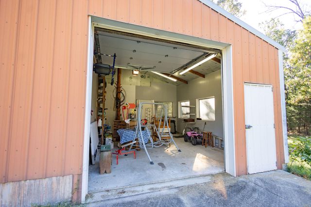 800 Country Trails Road, Conway, MO 65632