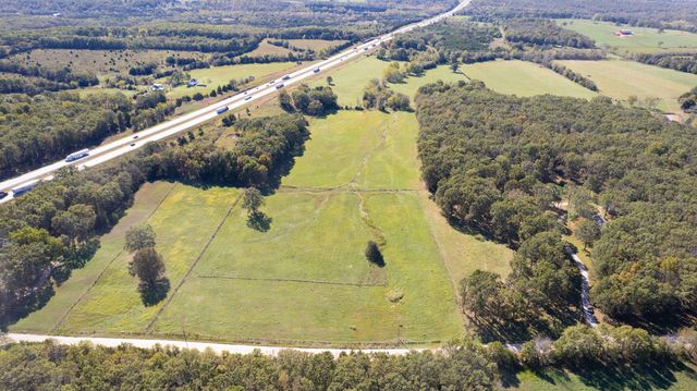 800 Country Trails Road, Conway, MO 65632