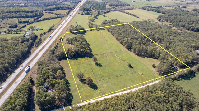 800 Country Trails Road, Conway, MO 65632