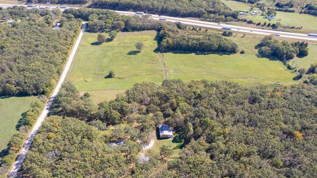 800 Country Trails Road, Conway, MO 65632