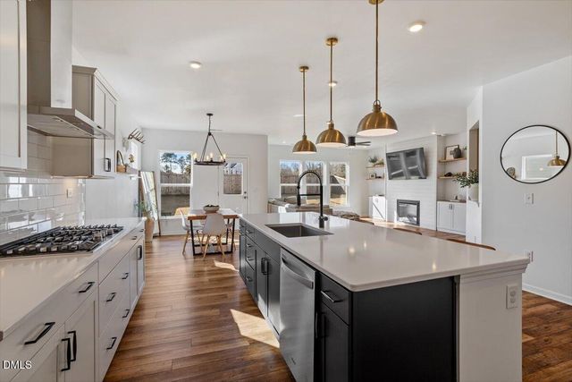 3635 Autumn Creek Drive, Fuquay Varina, NC 27526