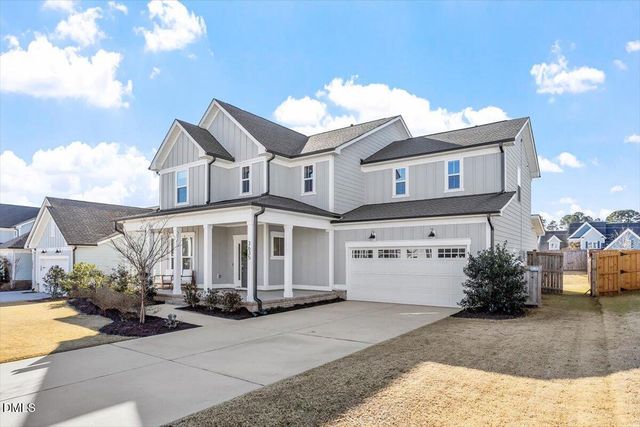 3635 Autumn Creek Drive, Fuquay Varina, NC 27526
