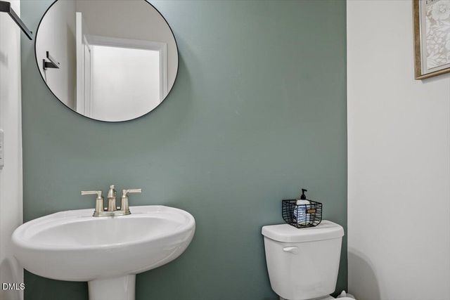 3635 Autumn Creek Drive, Fuquay Varina, NC 27526