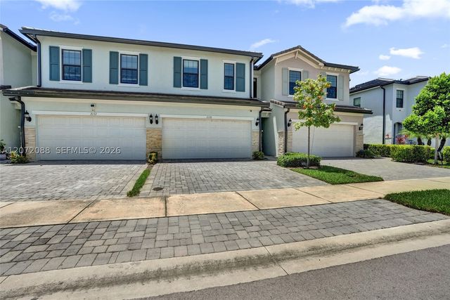 2138 S Appleton Cir S, Oakland Park, FL 33309