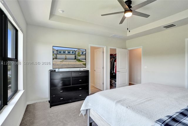 2138 S Appleton Cir S, Oakland Park, FL 33309