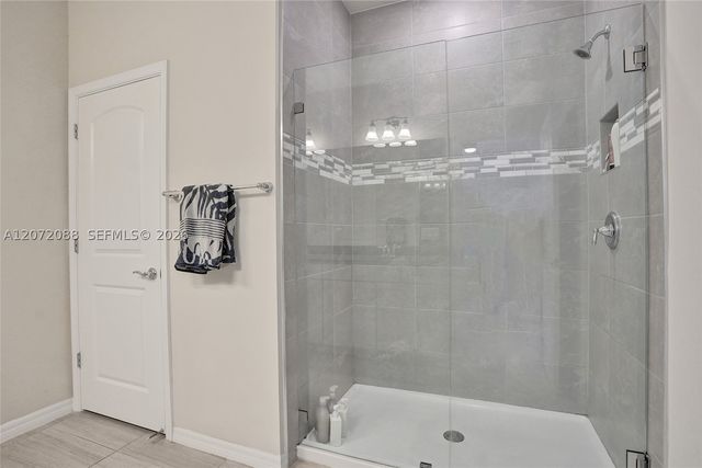 2138 S Appleton Cir S, Oakland Park, FL 33309