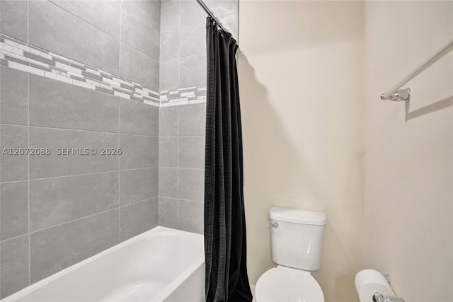 2138 S Appleton Cir S, Oakland Park, FL 33309