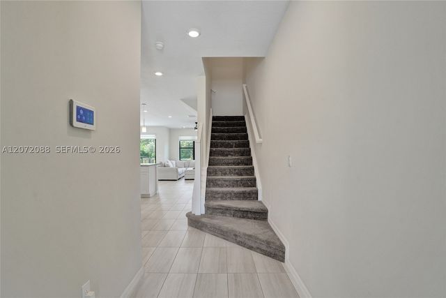 2138 S Appleton Cir S, Oakland Park, FL 33309