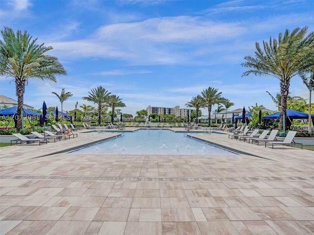 2138 S Appleton Cir S, Oakland Park, FL 33309