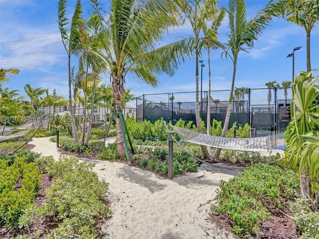 2138 S Appleton Cir S, Oakland Park, FL 33309