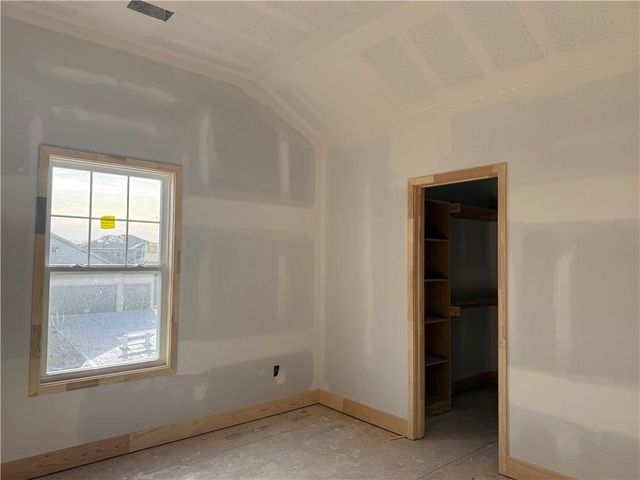 31428 W 85th Terrace, De Soto, KS 66018