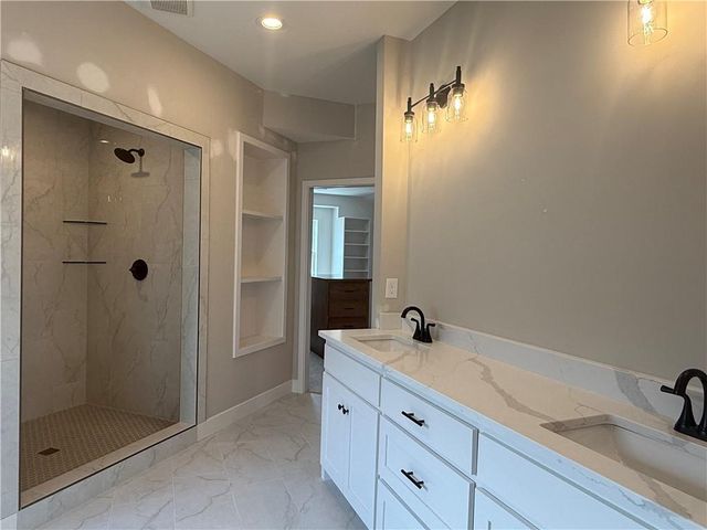 31428 W 85th Terrace, De Soto, KS 66018