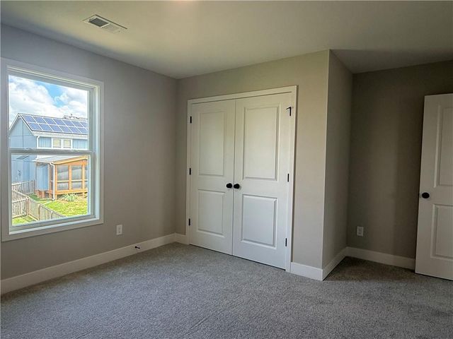 31428 W 85th Terrace, De Soto, KS 66018