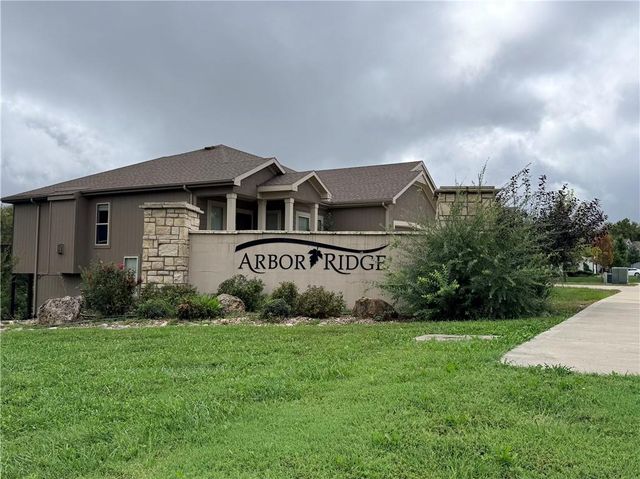 31428 W 85th Terrace, De Soto, KS 66018