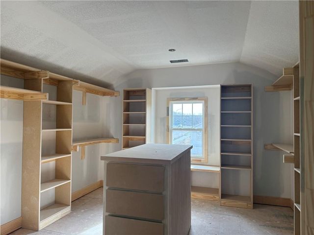 31428 W 85th Terrace, De Soto, KS 66018