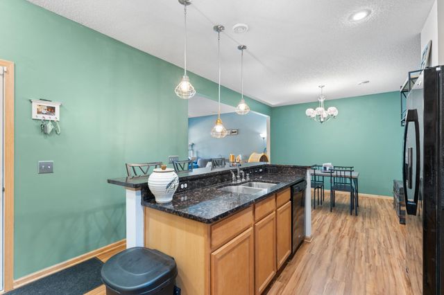 5044 Schumard Court SE, Rochester, MN 55904
