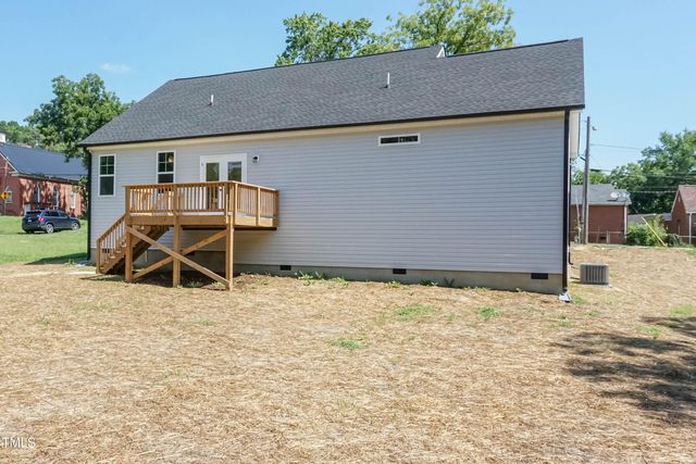 705 E Battle Avenue, Tarboro, NC 27886